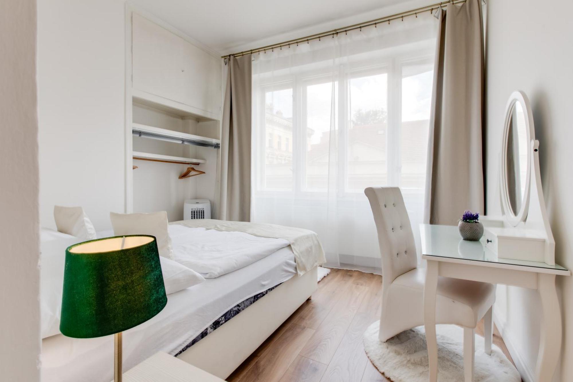 Wenceslas Square Royal Two Bedroom * Prague