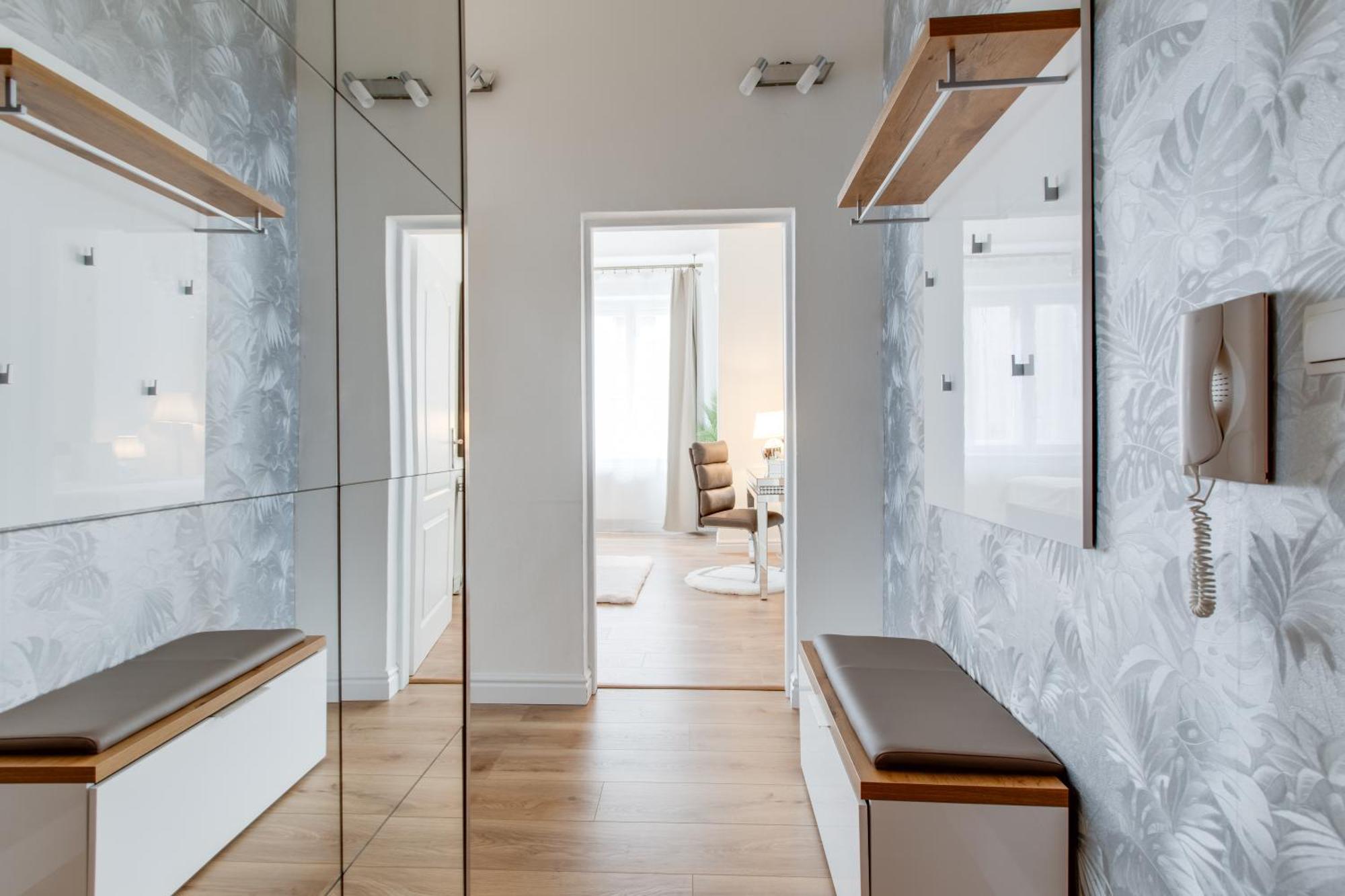 Wenceslas Square Royal Two Bedroom Apartment *