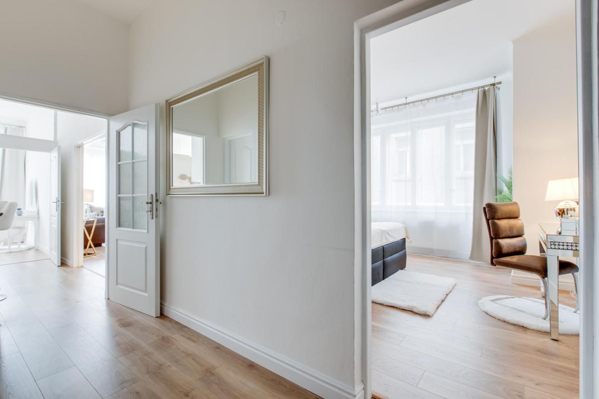 Wenceslas Square Royal Two Bedroom Apartment Prague