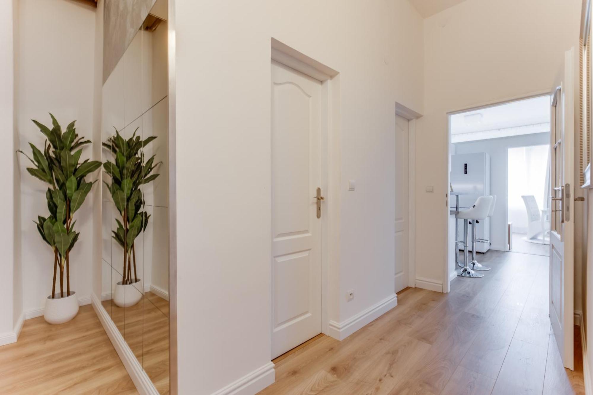 Wenceslas Square Royal Two Bedroom *
