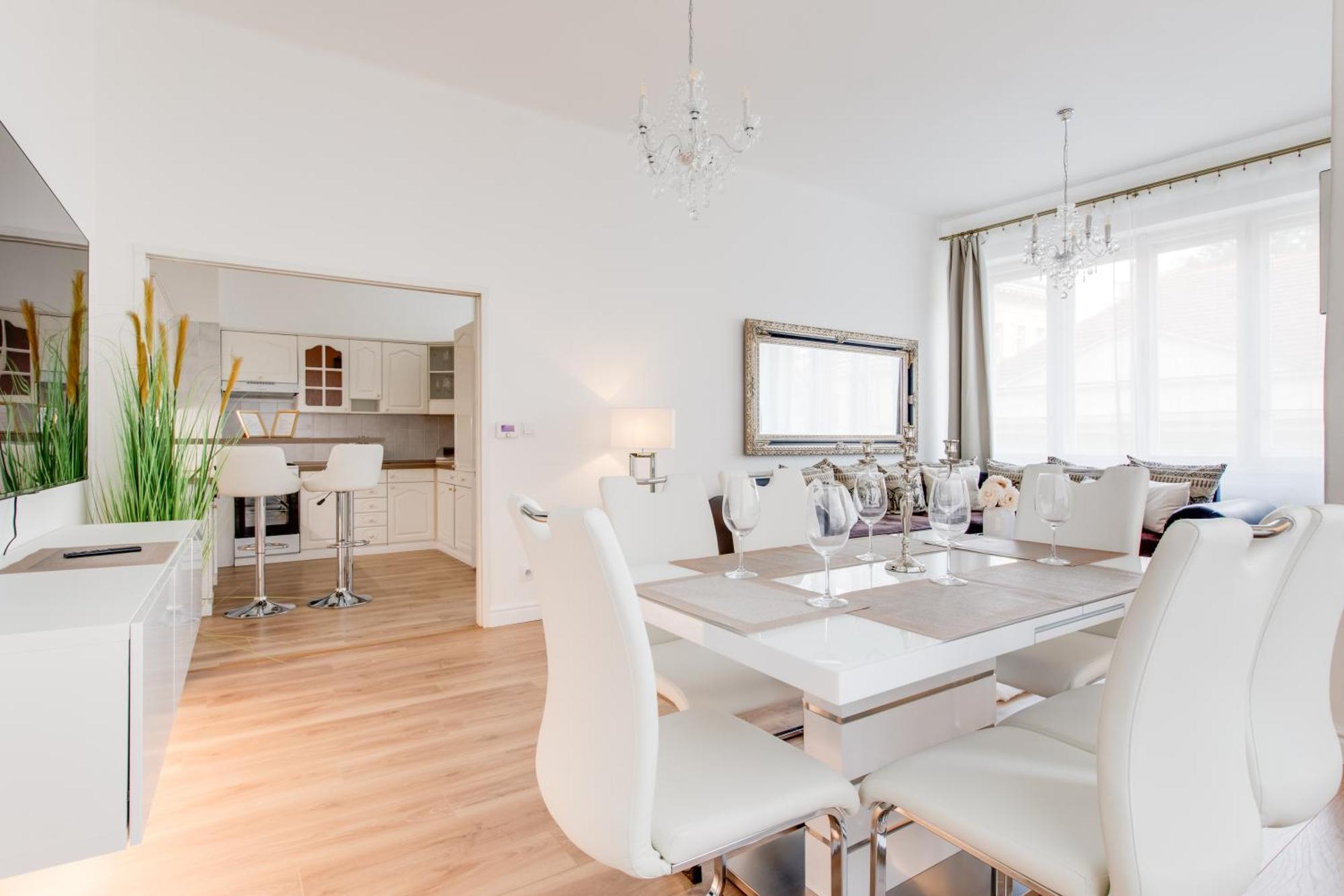 Wenceslas Square Royal Two Bedroom * Prague